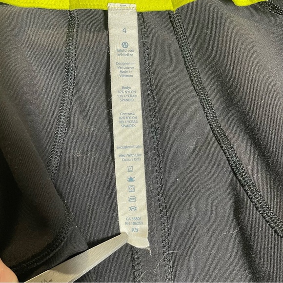 Lululemon Forme Jacket Cuffins Pow Stripe Split Pea Black Size 4 in EUC - Picture 7 of 11